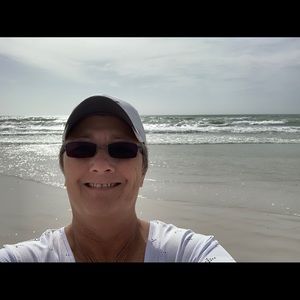 Meet your Posher, Julie